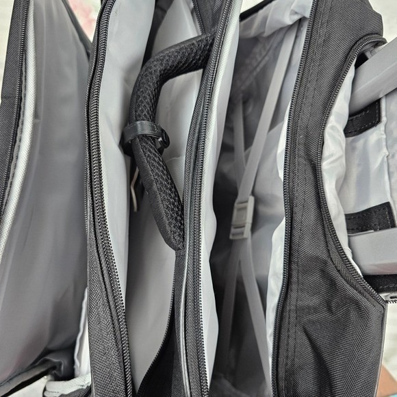 Protege Black Rolling Travel Laptop Briefcase Wheeled Luggage Carry On Bag - Picture 7 of 16